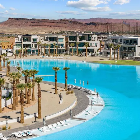 Paddleboard Paradise Home